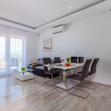 Luxury Apartments Kostrena With Pool 2 Kültér fotó