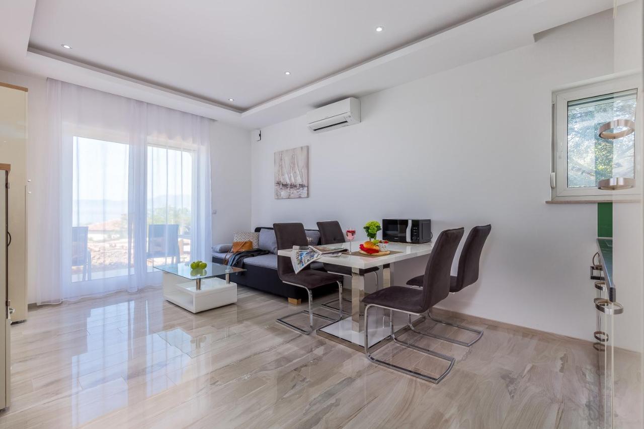 Luxury Apartments Kostrena With Pool 2 Kültér fotó