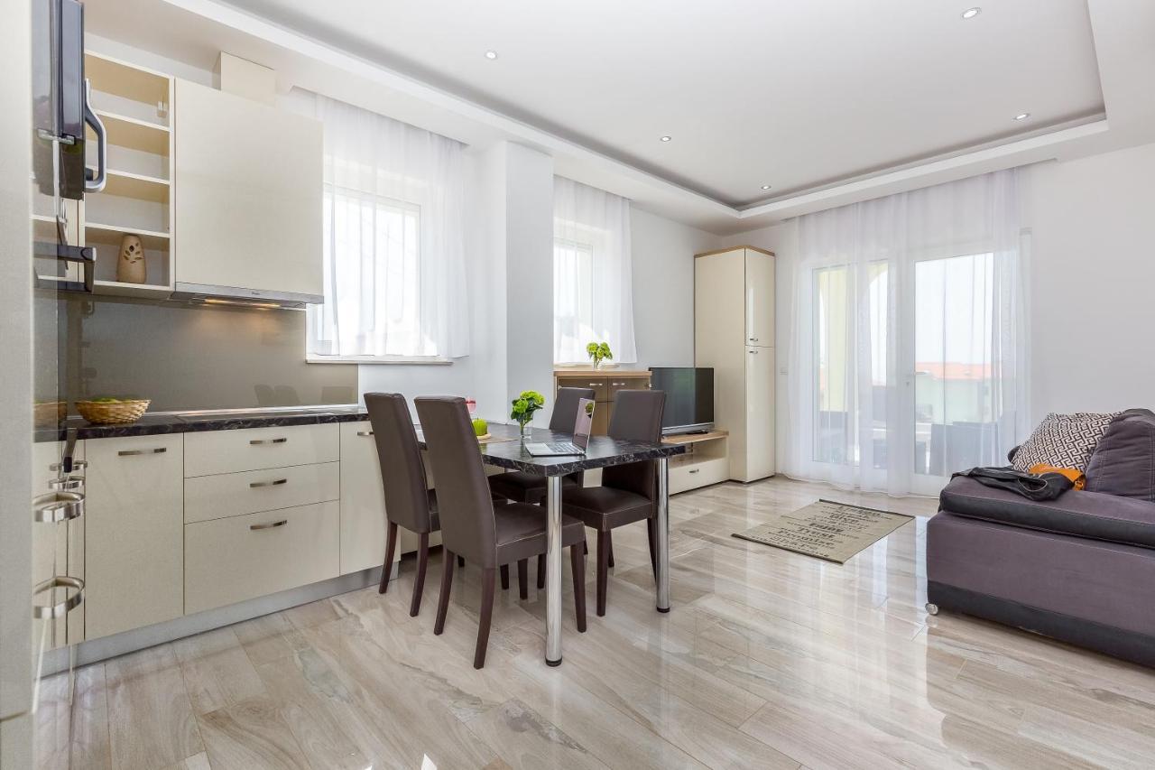 Luxury Apartments Kostrena With Pool 2 Kültér fotó
