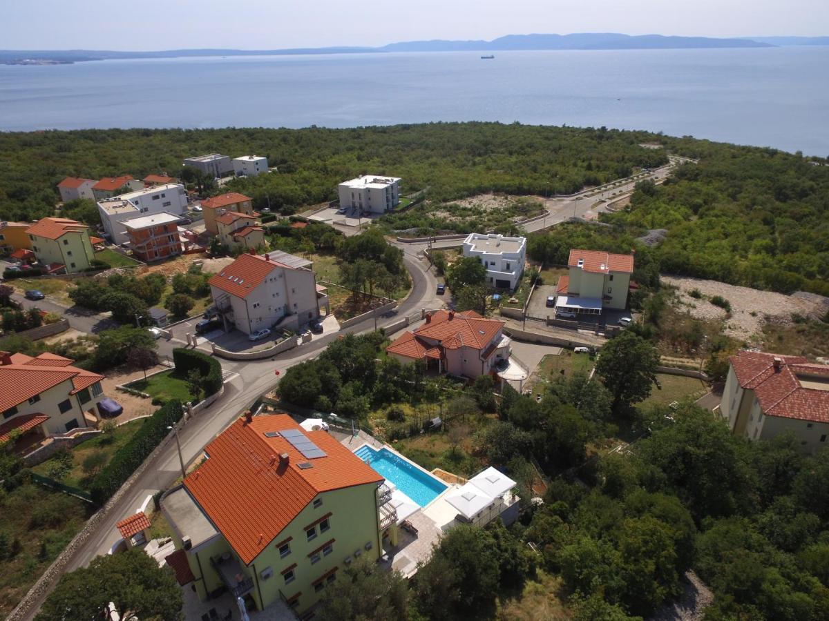 Luxury Apartments Kostrena With Pool 2 Kültér fotó