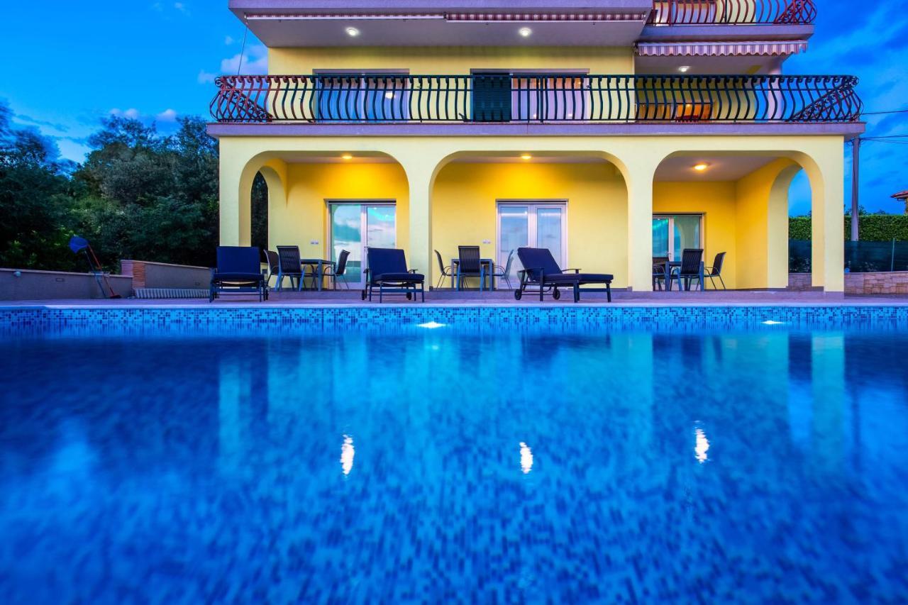 Luxury Apartments Kostrena With Pool 2 Kültér fotó